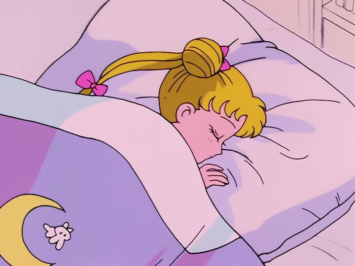 Usagi Tsukino and the cat with the crescent moon