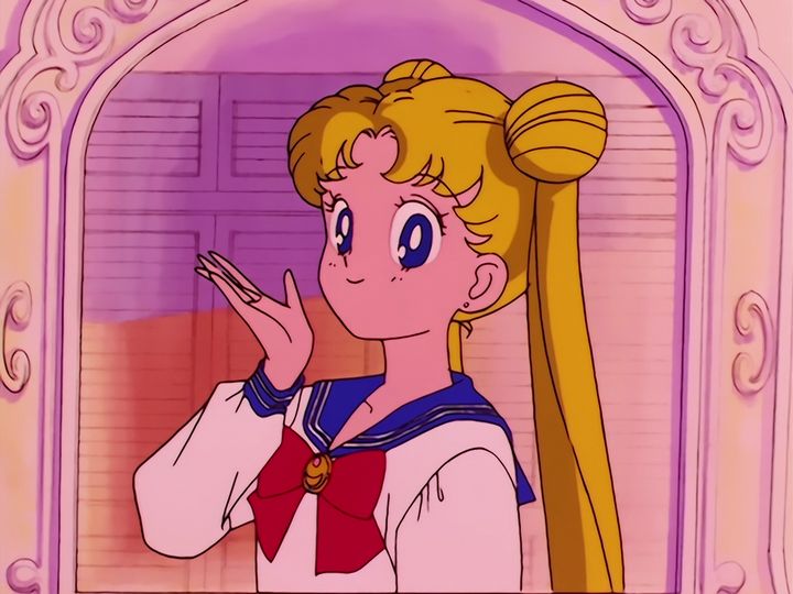 Luna, the brooch, and Moon Prism Power
