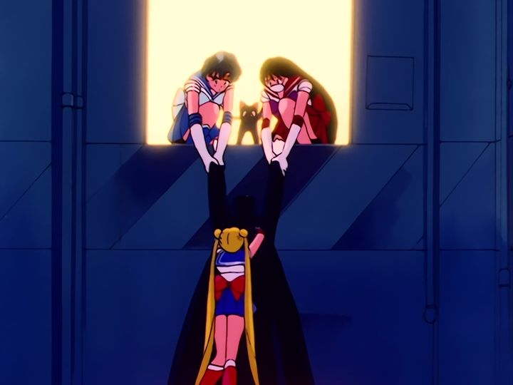 the false Tuxedo Mask springs the trap
