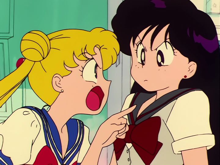 Makoto, Usagi, and the man at the crane game