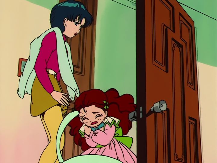 Luna in love, and a nameplate on a door