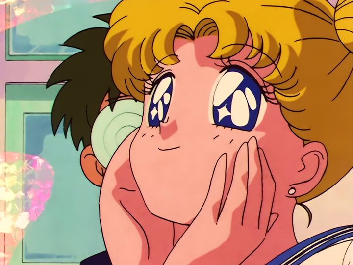 Umino asks Usagi for advice and becomes Tuxedo Umino Kamen