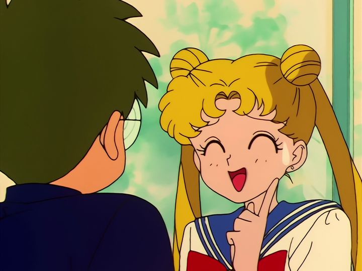 Umino asks Usagi for advice and becomes Tuxedo Umino Kamen
