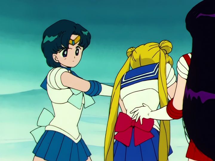 Sailor Mercury dies against the DD Girls