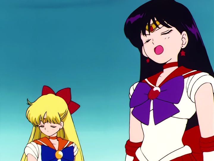 Sailor Venus dies against the DD Girls