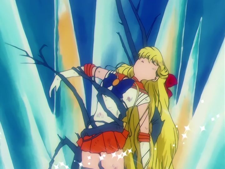 Sailor Venus dies against the DD Girls